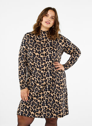 Zizzi FLASH – Langärmeliges Kleid mit Rollkragen, Leopard Print, Model image number 0