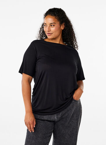 Zizzi T-Shirt aus Wolle und Viskose, Black, Model image number 0