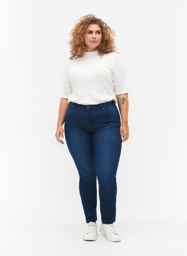 Zizzi Slim Fit Emily Jeans mit normaler Taillenhöhe, Blue Denim, Model image number 0