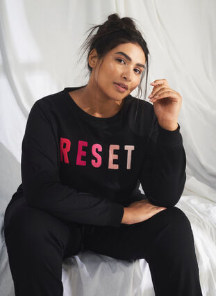 Zizzi Sweatshirt mit Text, Black W. Reset, Image image number 0