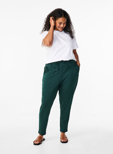 Zizzi Cropped Maddison Hose, Scarab, Model image number 0