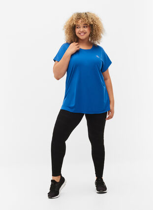 Zizzi Kurzarm Trainingsshirt, Lapis Blue, Model image number 2