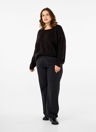 Zizzi Locker sitzende Strickbluse mit Rundhalsausschnitt, Black, Model image number 2