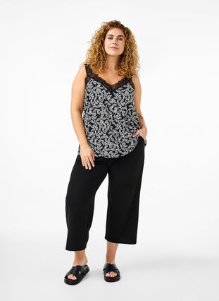 Zizzi Spitzentop aus Viskose, Black w. Wh.Leaf AOP, Model image number 3