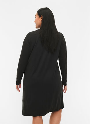 Zizzi FLASH – Langärmeliges Kleid mit Rollkragen, Black, Model image number 1