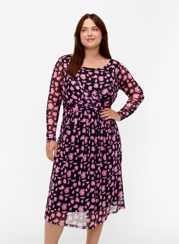 Zizzi Geblümtes Netzkleid mit langen Ärmeln, Black Pink AOP, Model image number 0