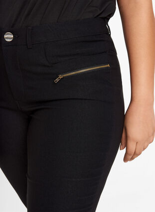 Zizzi Enganliegende Hose mit Reißverschlüssen, Black, Model image number 2