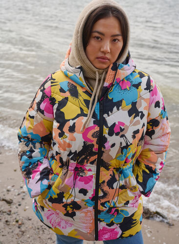 Zizzi Bunte Jacke mit Kapuze, Multi Color, Image image number 0