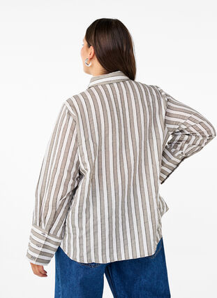 Zizzi Lockeres Shirt mit Streifen, Sand w. Black Stripe, Model image number 1